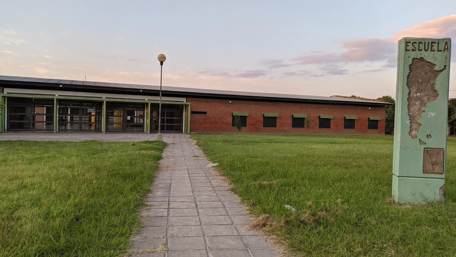Llaman a licitación para la concesión del kiosco de la Escuela Nueva en Lomas de Tafí